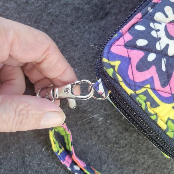 Vera Bradley Rio Small Wallet Wristlet - Picture 4 of 10